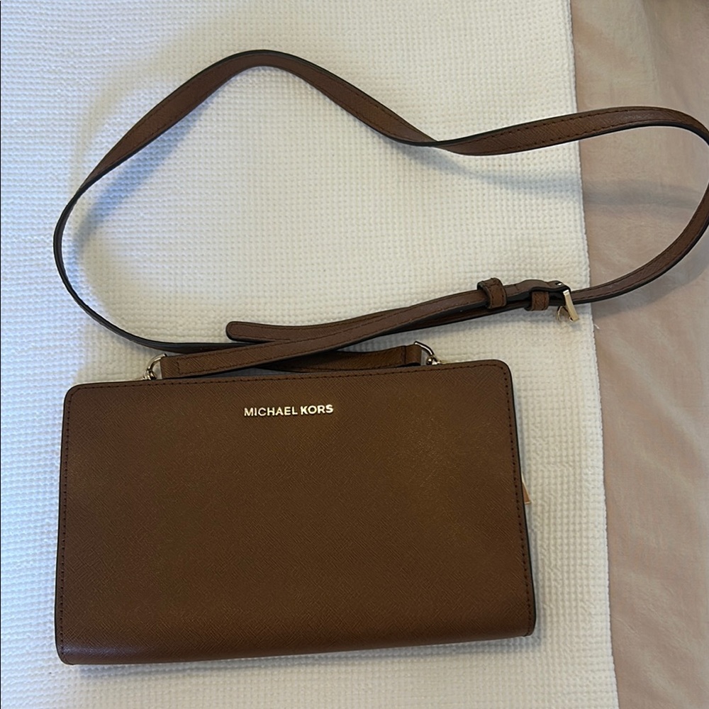 Michael Kors Brown Crossbody Sheila Bag